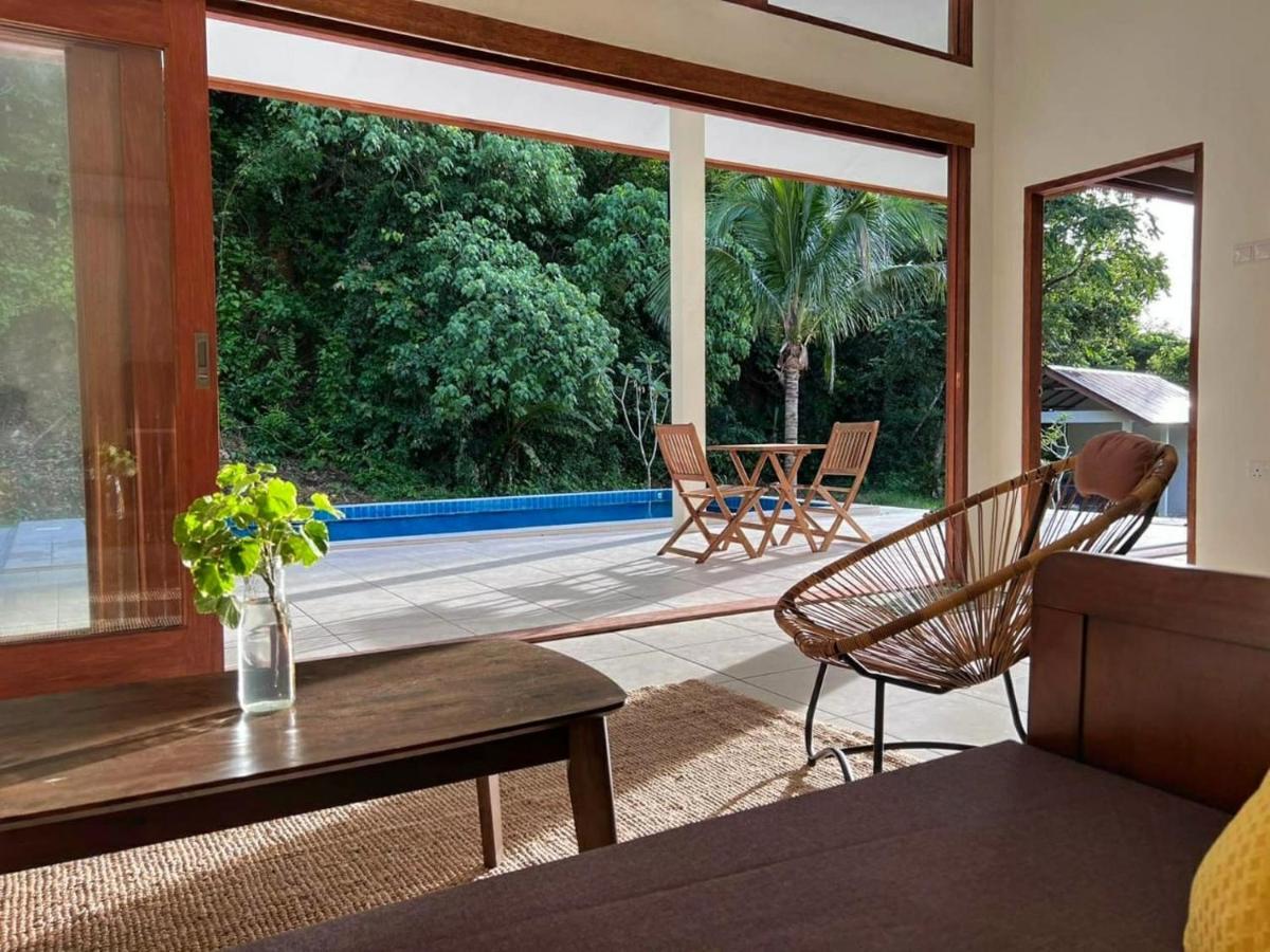 Villa Meranti - Spacious Private Pool Villa Pantai Cenang  Buitenkant foto
