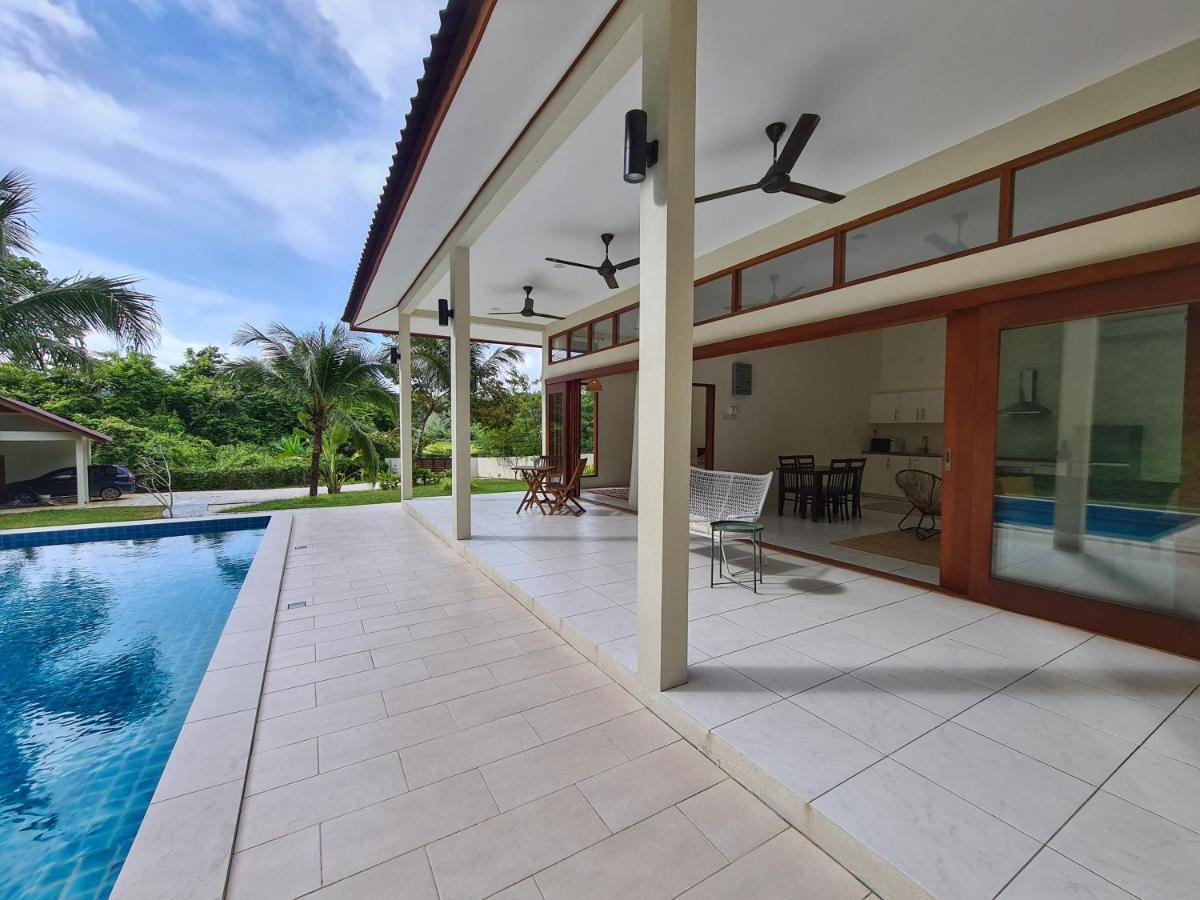 Villa Meranti - Spacious Private Pool Villa Pantai Cenang  Buitenkant foto