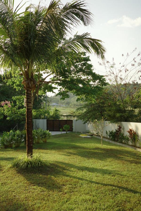 Villa Meranti - Spacious Private Pool Villa Pantai Cenang  Buitenkant foto