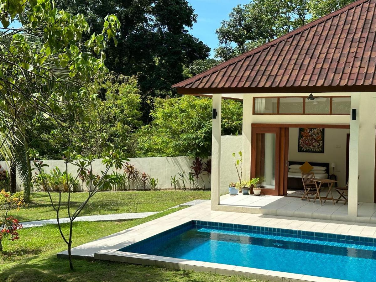 Villa Meranti - Spacious Private Pool Villa Pantai Cenang  Buitenkant foto