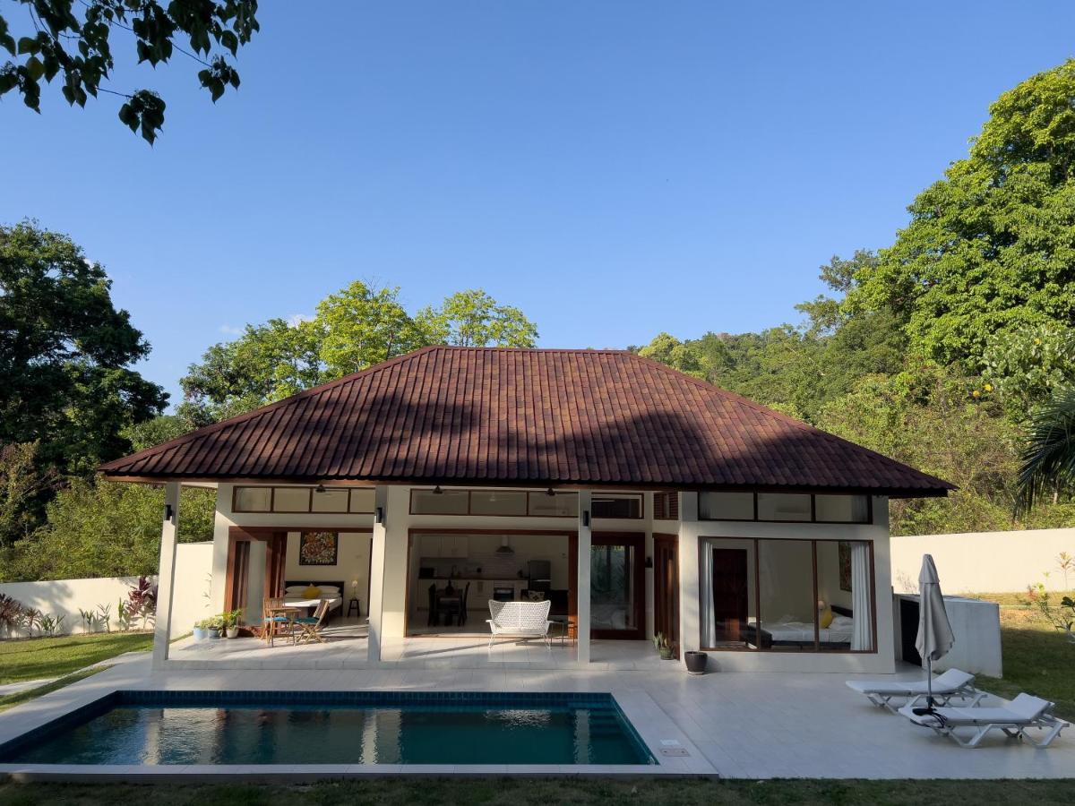Villa Meranti - Spacious Private Pool Villa Pantai Cenang  Buitenkant foto