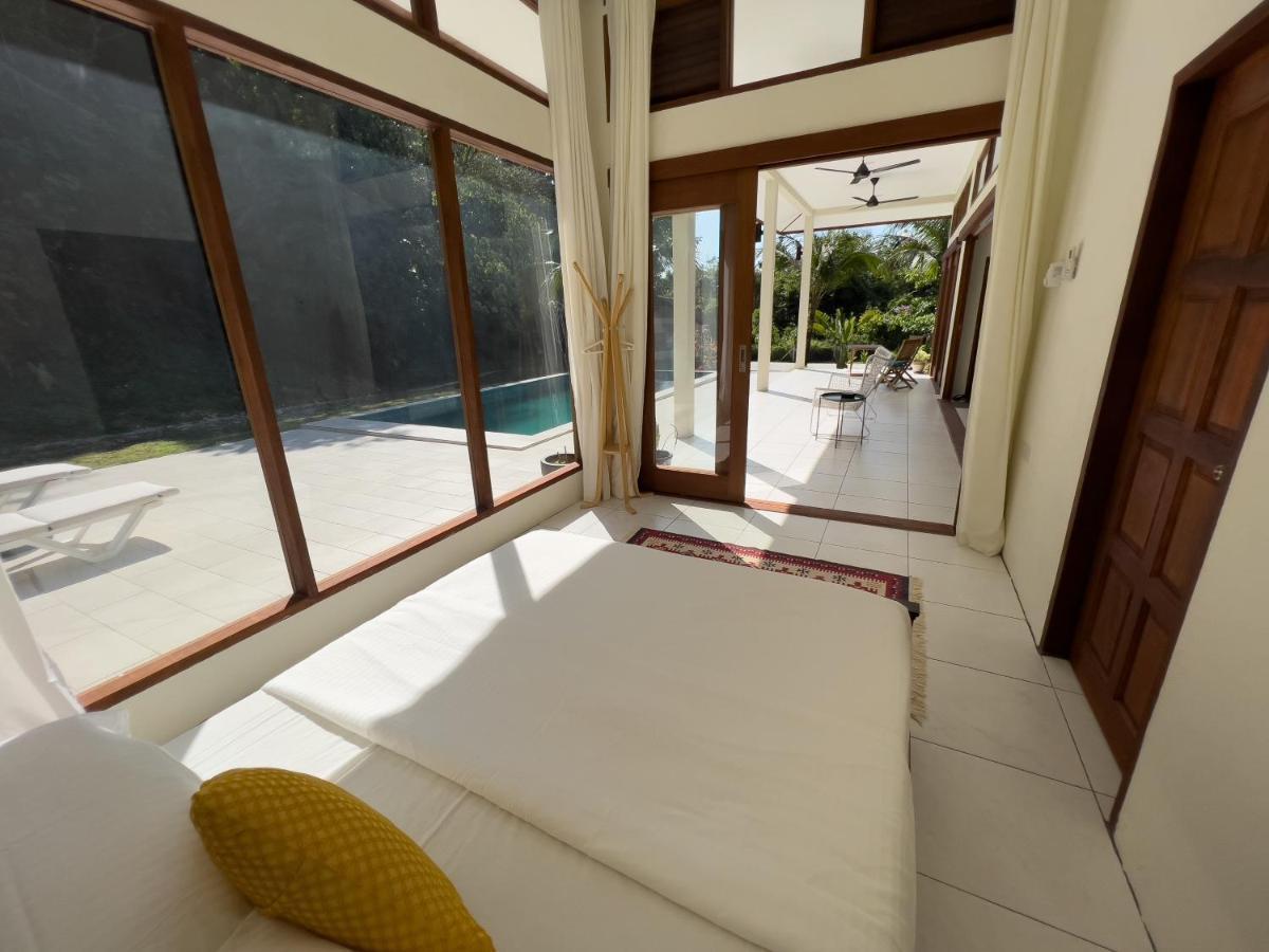 Villa Meranti - Spacious Private Pool Villa Pantai Cenang  Buitenkant foto